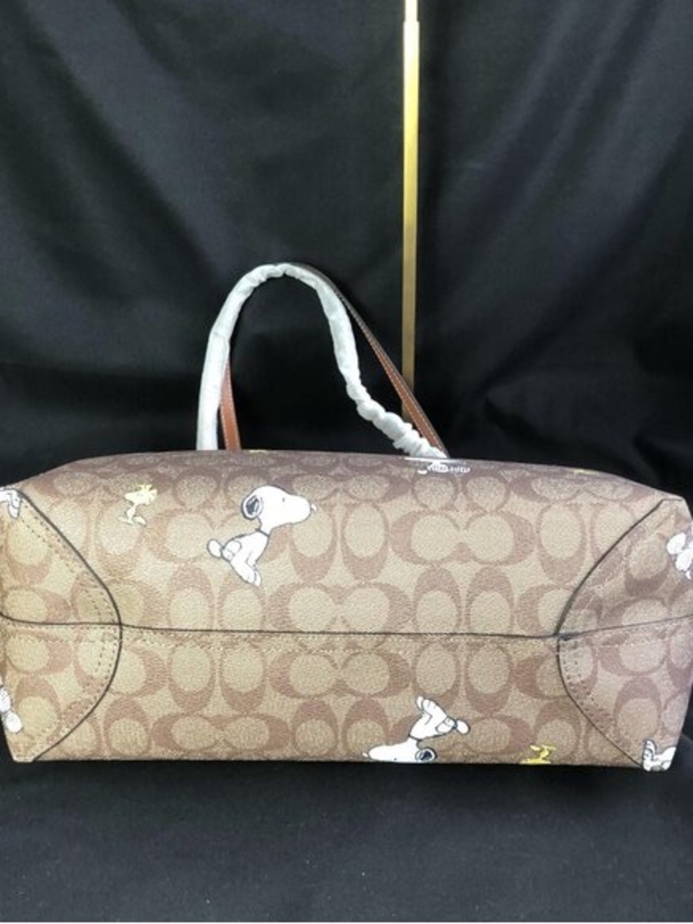 Coach Brown Signature Tote with Snoopy & Woodstock Print - Picture 6 of 8